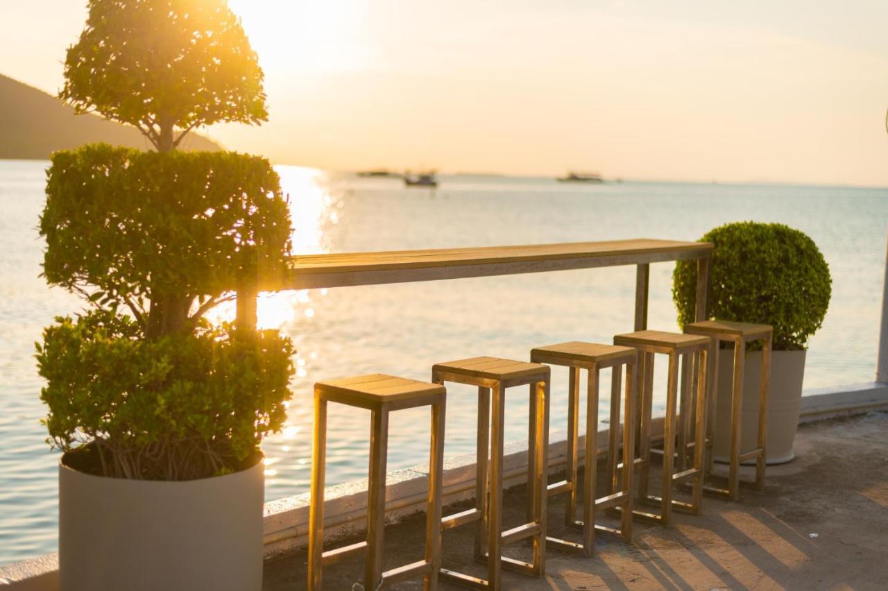 Baan Tah On The Sea Hotell Bang Sare Exteriör bild