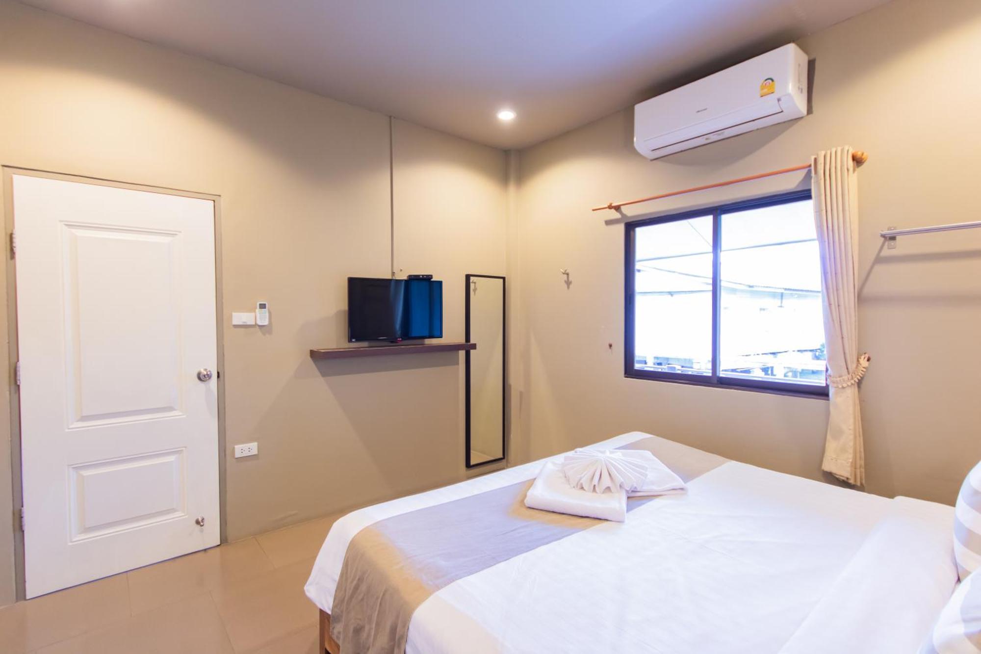 Baan Tah On The Sea Hotell Bang Sare Exteriör bild